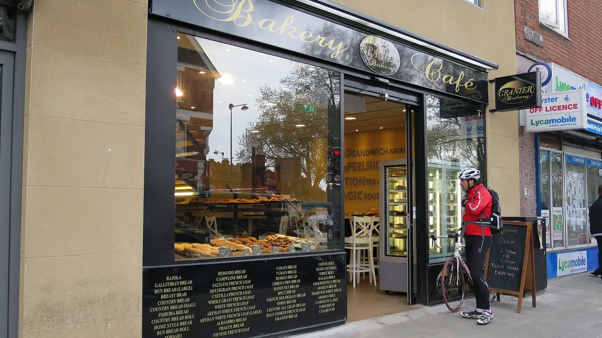 Moores Craft Bakery – artisan bakery in Morcombelake, Bridport